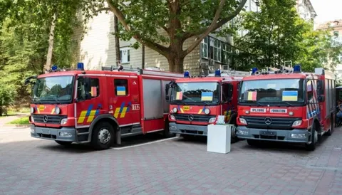 Київ отримав від Брюсселя ще три пожежні автомобілі