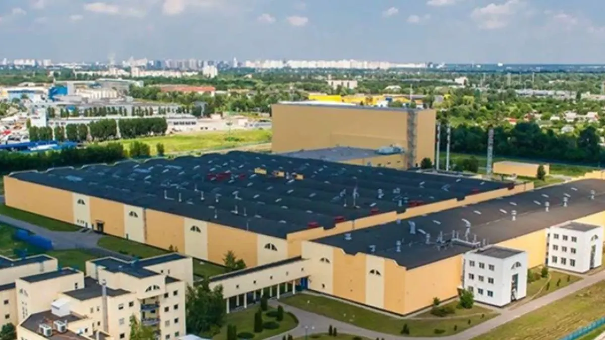 Тютюнова фабрика Imperial Brands у Києві зупинила роботу після удару безпілотників