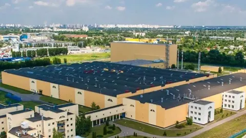 Тютюнова фабрика Imperial Brands у Києві зупинила роботу після удару безпілотників