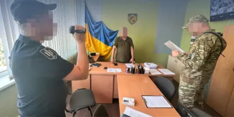 ДБР оголосило підозри 15 посадовцям ТЦК після масових обшуків