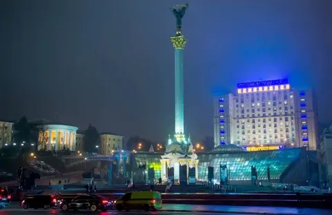 У Києві комендантську годину скоротили на годину