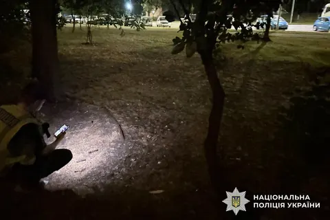 У Деснянському районі Києва затримали чоловіка за підозрою у вбивстві співмешкан