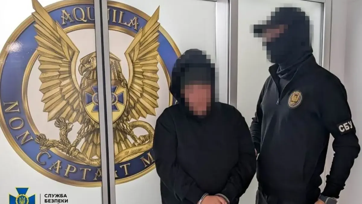 СБУ затримала в Києві жінку, яку підозрюють у підготовці замаху на громадського активіста