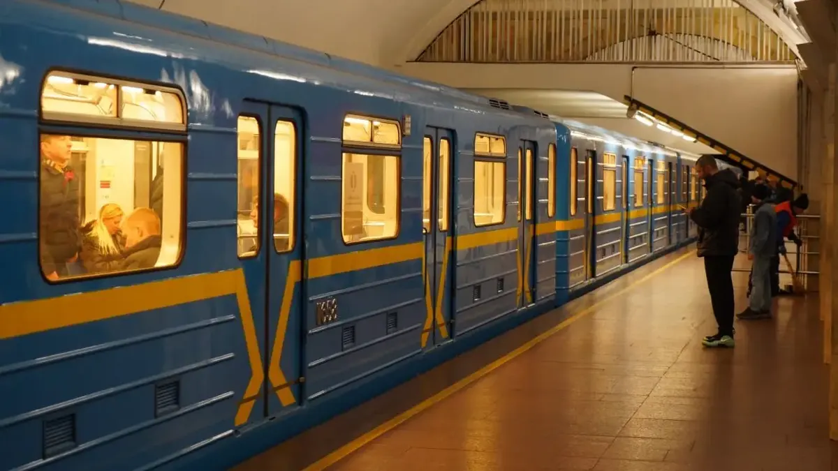 Київське метро тестує рух на наземній ділянці «зеленої» лінії перед запуском