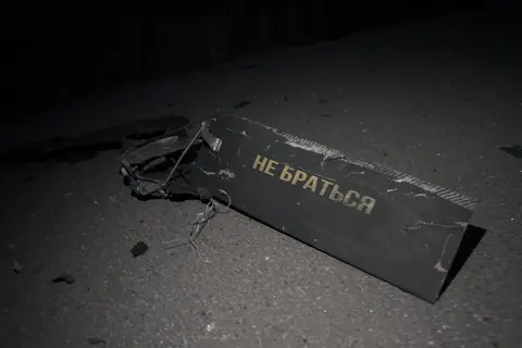 Удар по Києву: пошкоджено гімназію та медзаклад, постраждалих немає