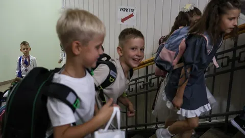 Київ у ритмі сирен: як місто живе з майже безперервними тривогами