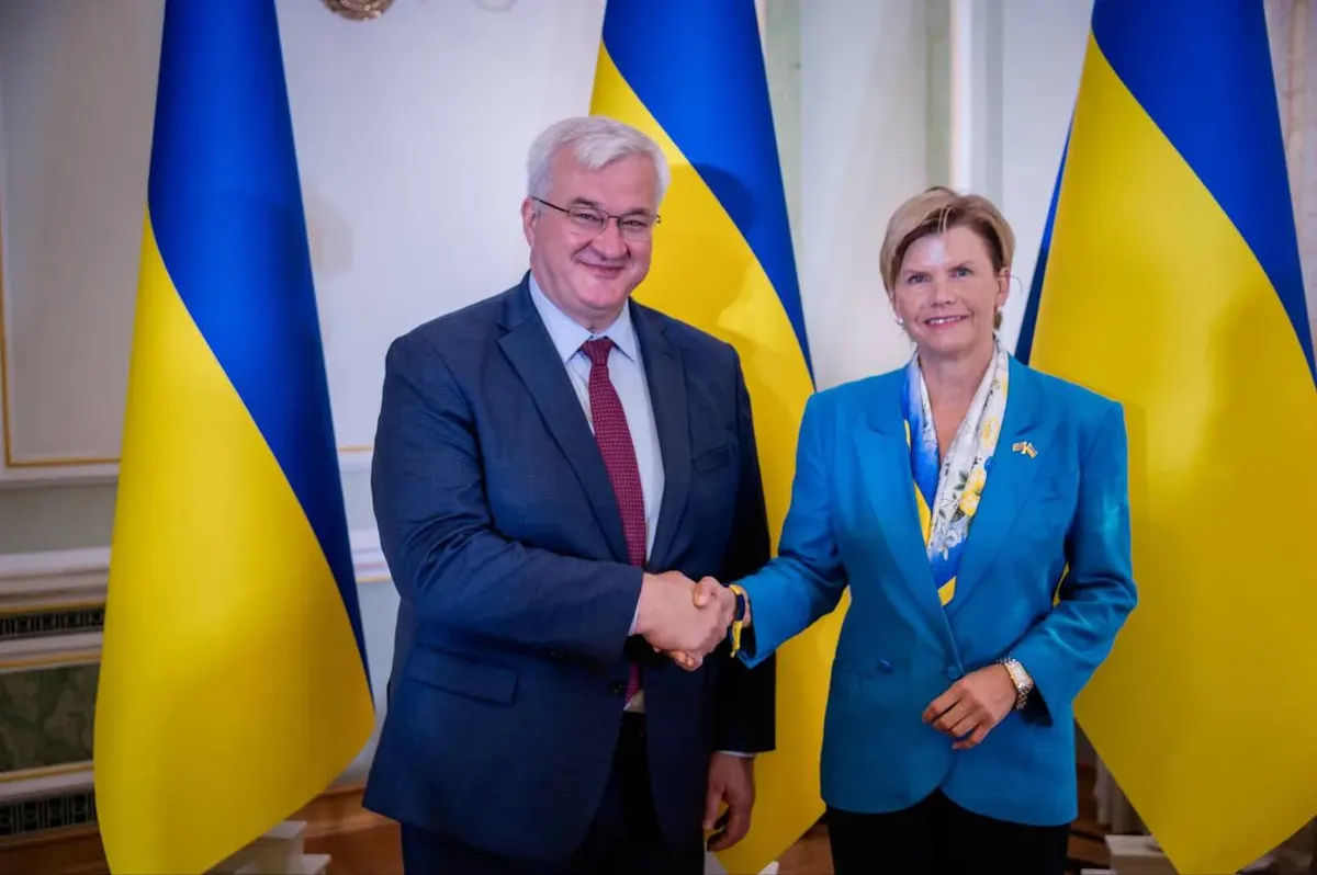 У Києві завершився третій день Наради послів: пріоритети — енергетика і допомога