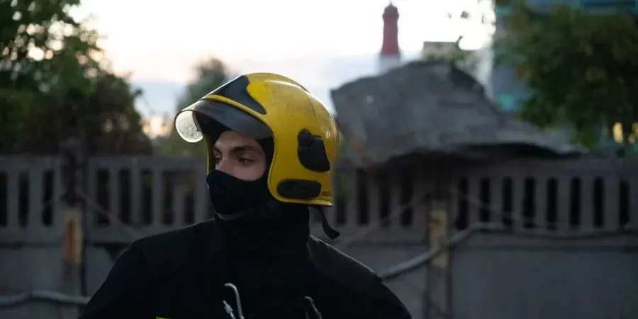 Російські дрони вранці влучили в дві АЗС у Києві: є постраждалий
