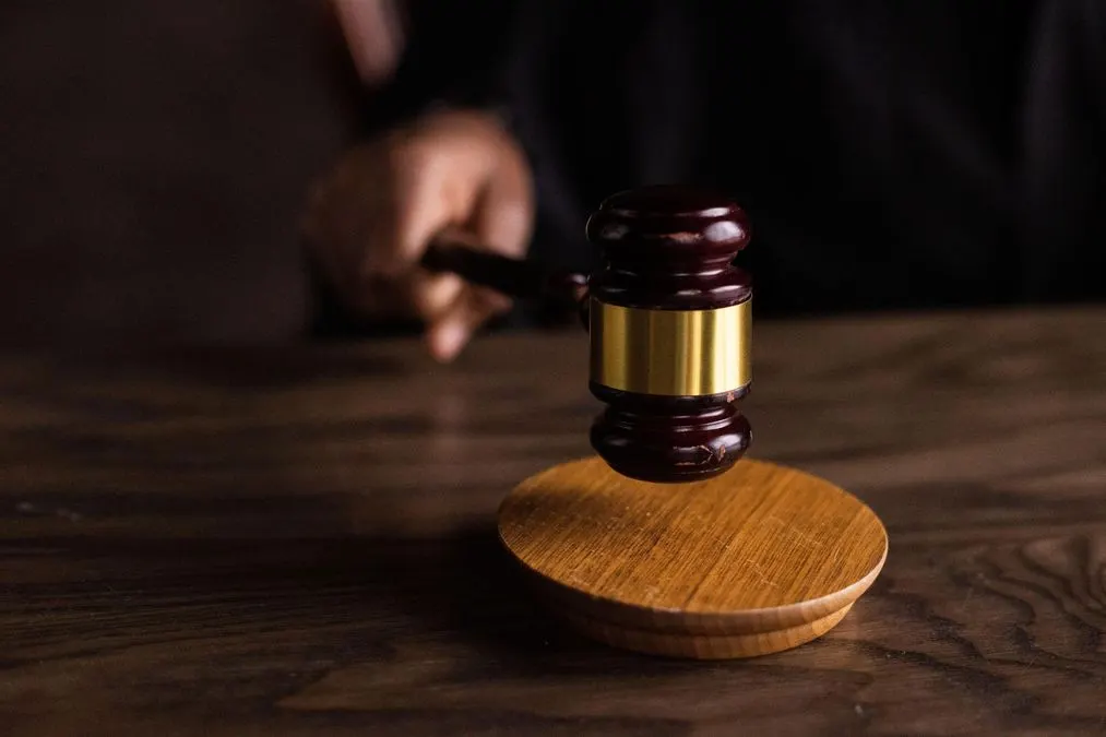 Суд зобов'язав забудовника знести самобуд на Оболоні та звільнити комунальну землю