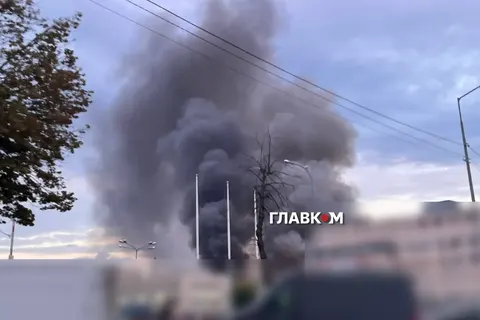 Атака дронів на Київ: в Оболонському районі пошкоджено офісну будівлю
