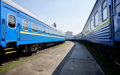 Укрзалізниця: найбільші затримки поїздів сягають 11 годин