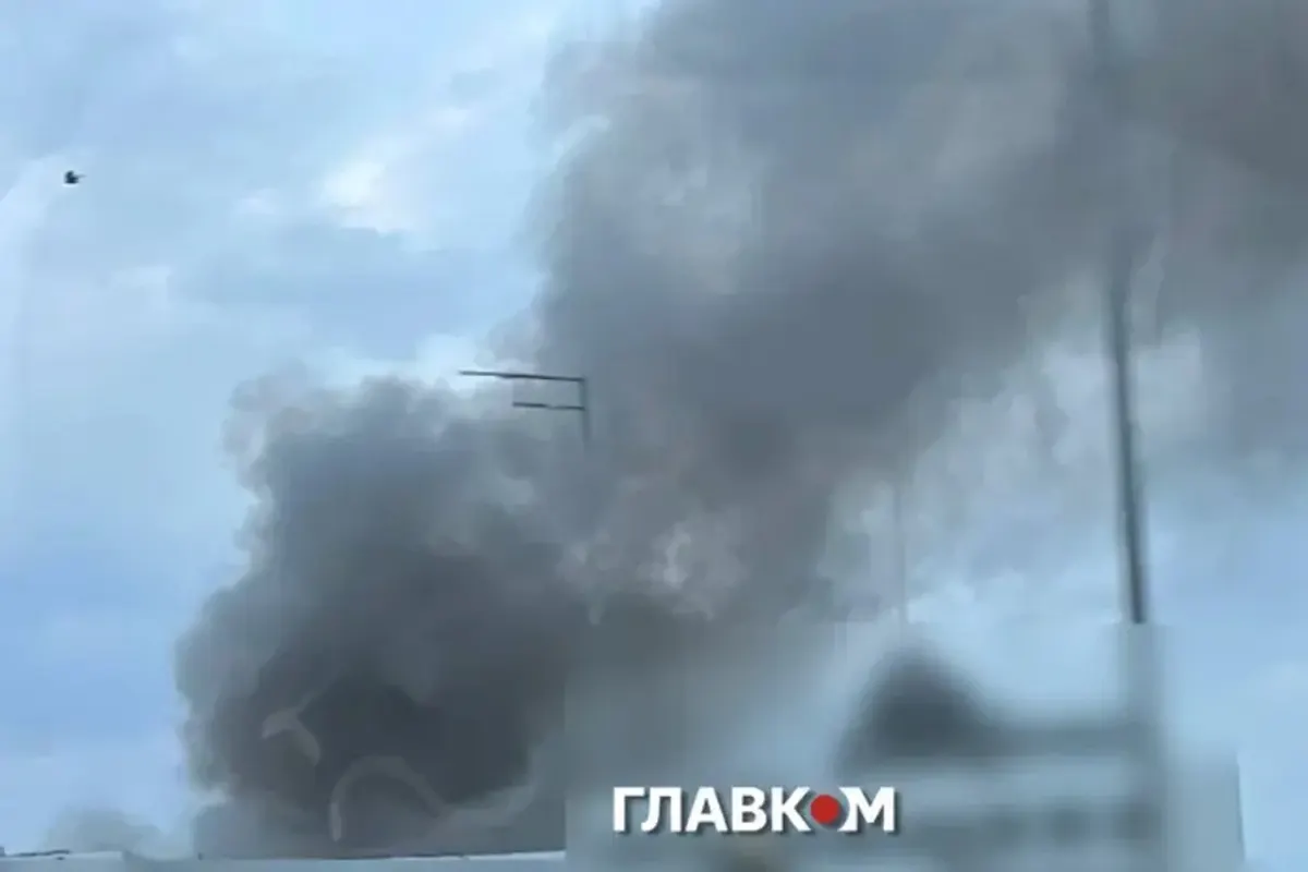 Атака на Київщину пошкодила будівлю з обладнанням «Київстар»