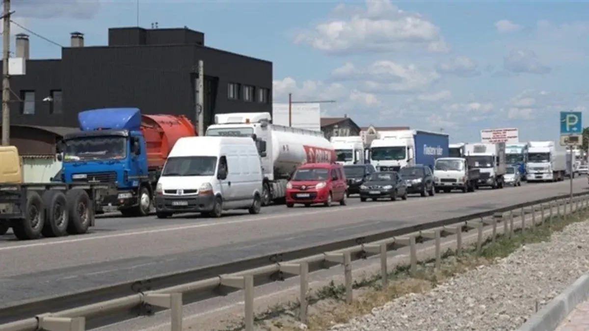 На Одещині дозволили нічний транзит до кордону: що зміниться для водіїв