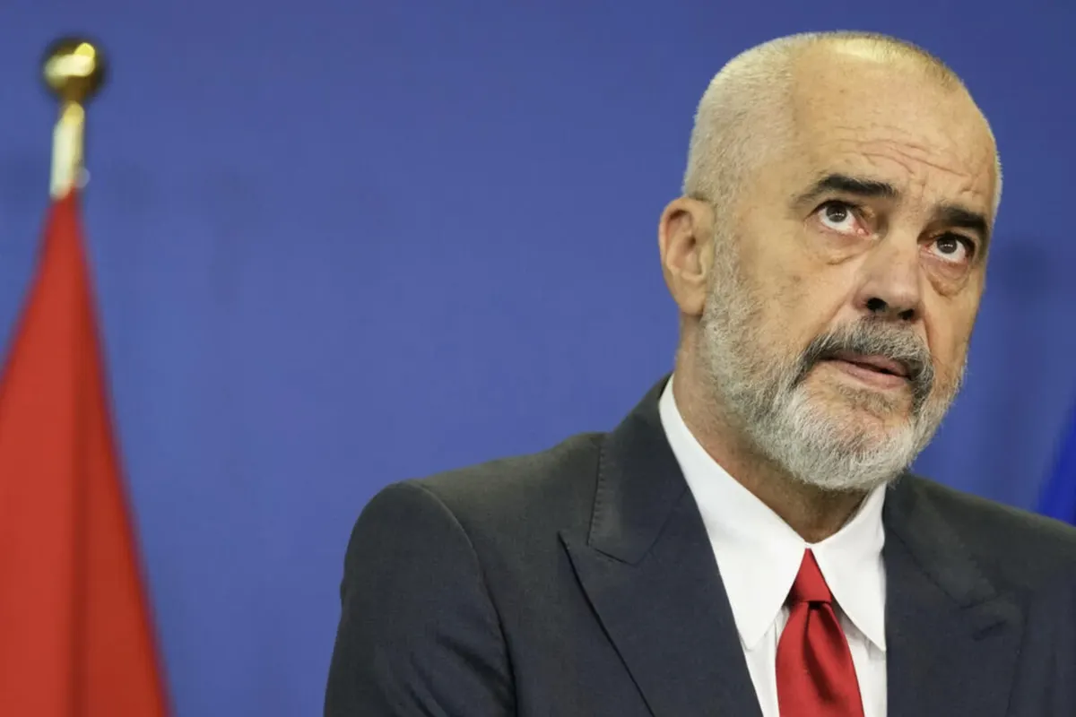Прем'єр Албанії закликав не відвертатися від України через Косово