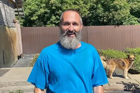 Киянин купив хату на Чернігівщині за $5 тисяч і завів 45 котів