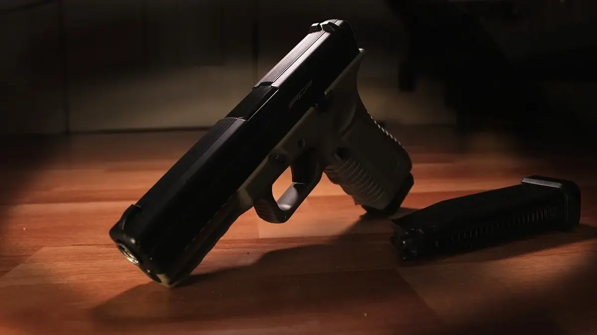 У Києві поліцейський застрелив чоловіка під час виклику через домашнє насильство