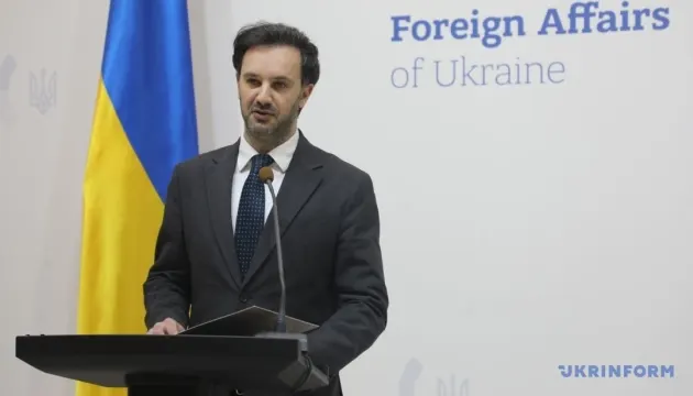 МЗС України вимагає від Мінська скасувати рішення щодо акаунту спецпосла