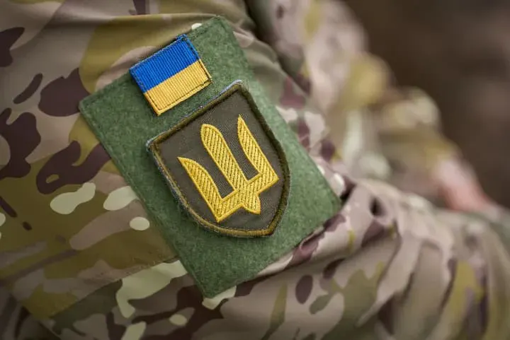 У Києві чоловіка понад 8 годин тримали в кайданках у ТЦК — омбудсман
