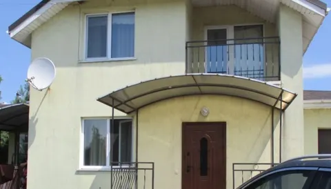 Ексзаступник керівника Київського СІЗО отримав підозру через хабар і недекларова