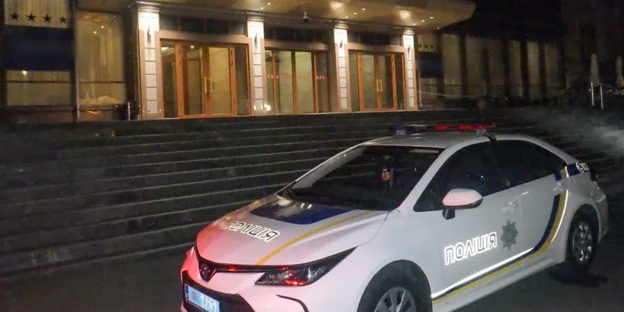 У Києві затримали чоловіка за напад з ножем у готелі в центрі міста