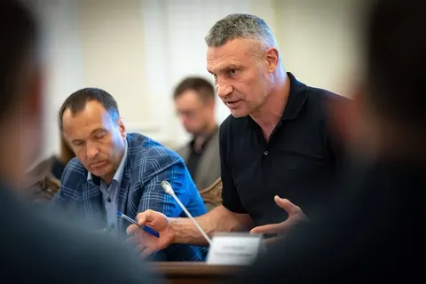 Тепло у Києві: столиця досі у ризикованій зоні, план готовий на 50–60%