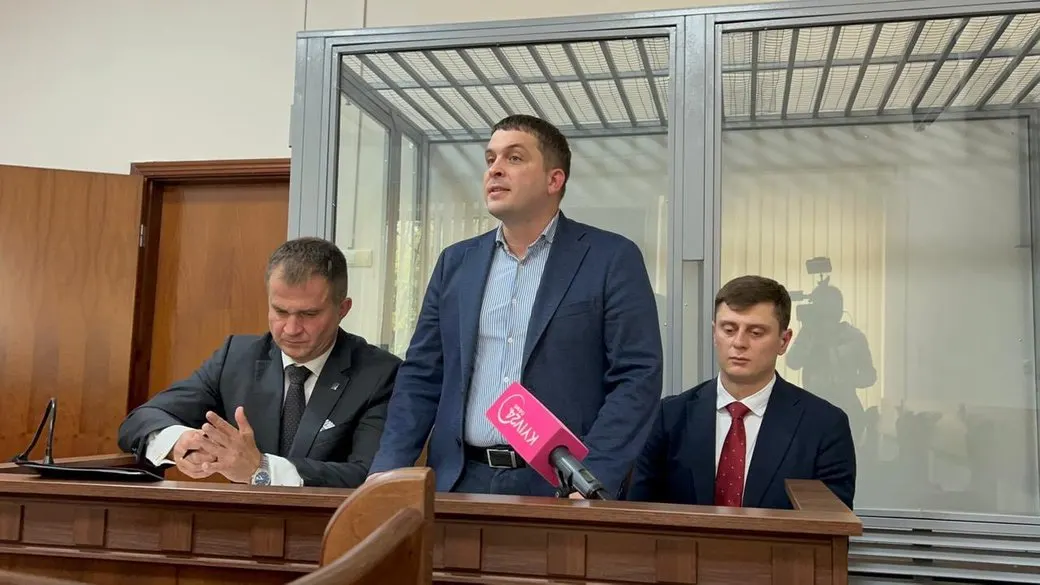 Суд визнав недостовірною інформацію про відрядження керівника апарату КМДА