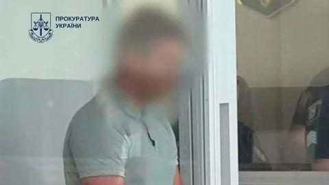 Суд узяв під варту водія, який в'їхав у зупинку в Києві: деталі