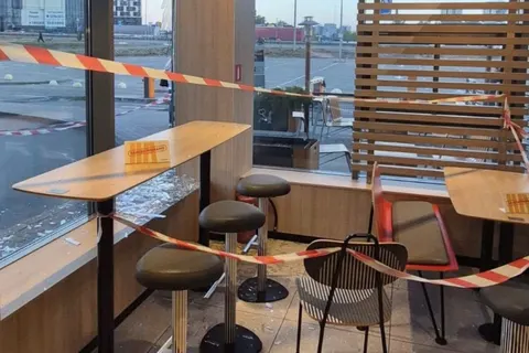 Атака на Київ: пошкоджено McDonald's, АЗС і бізнес-центр, є загиблий