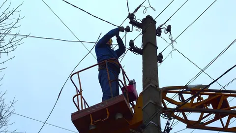 Енергетики повернули світло у 90 тисяч осель Києва після атаки РФ