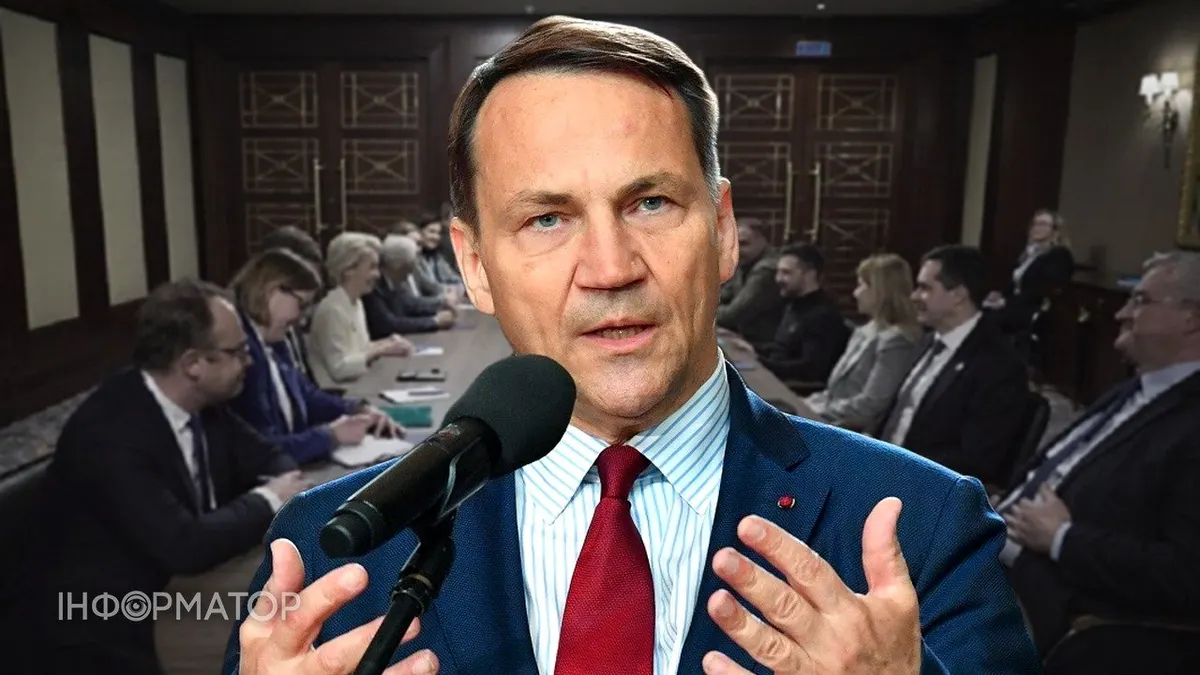 Сікорський: Польща має бути за столом мирних переговорів щодо України