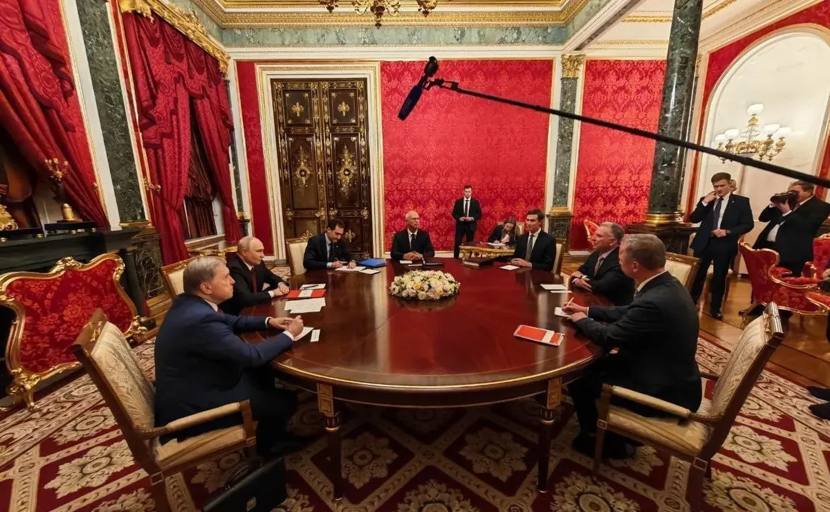У Кремлі розповіли про розмову Путіна з представниками США