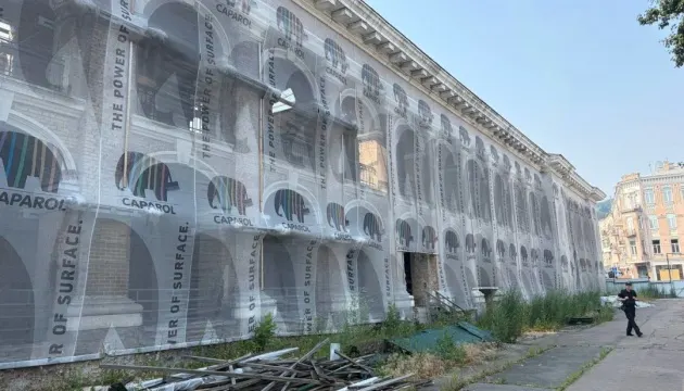 Кличко просить уряд передати Гостиний двір Києву для рятунку пам'ятки