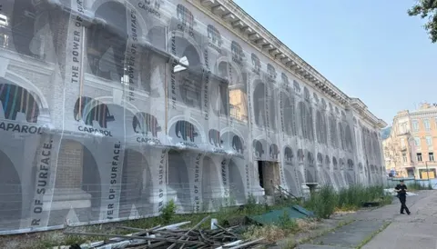 Кличко просить уряд передати Гостиний двір Києву для рятунку пам'ятки