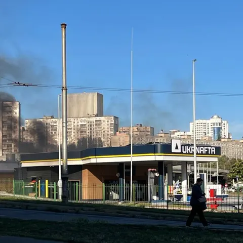 Атака дронів на Київ: удари по двох АЗС, четверо постраждалих
