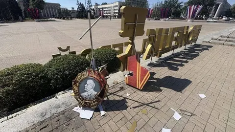 У Донецьку українське підпілля уразило портрет Леніна в День Незалежності