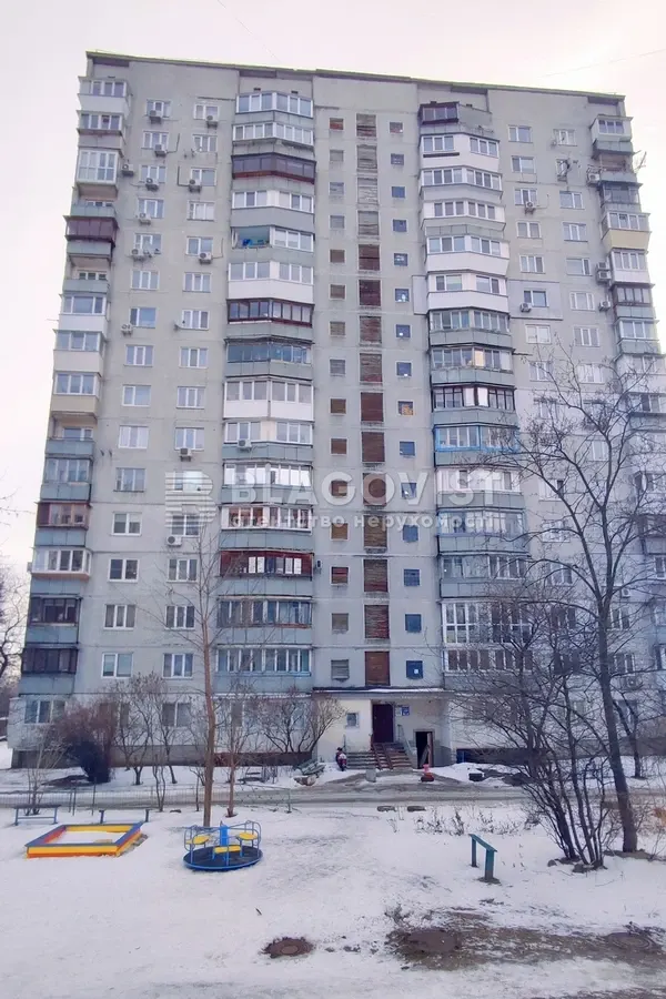 Пропозиції квартир у Києві: ціни від 3,9 до 4,6 млн грн