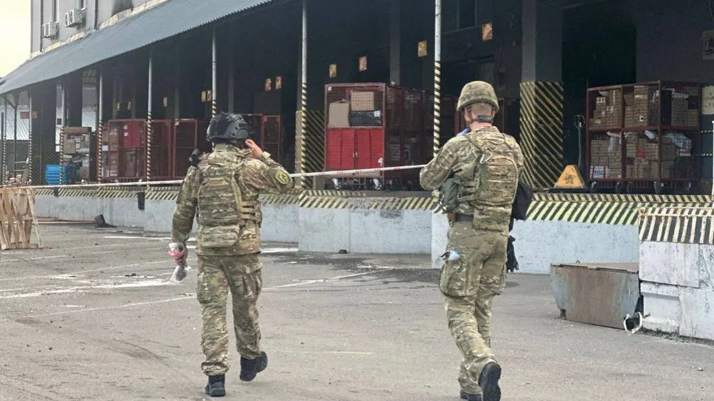 Суд судитиме чоловіка, який надіслав посилку з боєприпасами: вибух на терміналі «Нової пошти» в Києві