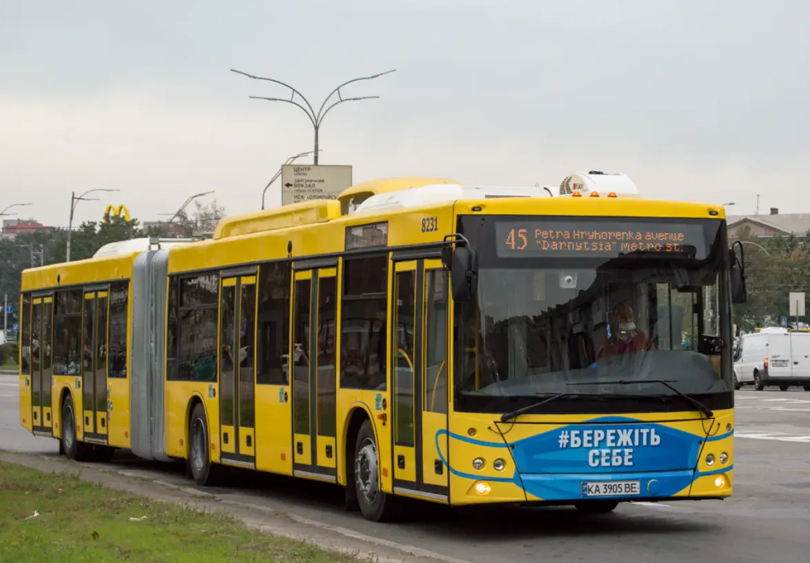 У Києві через атаку можуть змінити рух автобусів №36Тр та №37