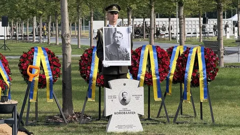 Останки Євгена Коновальця перепоховали на Київщині