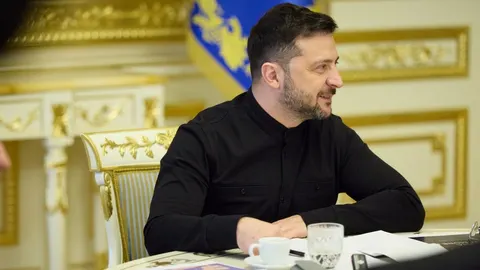 Сили оборони уразили контейнеровоз Yanina та три НПЗ у Башкортостані