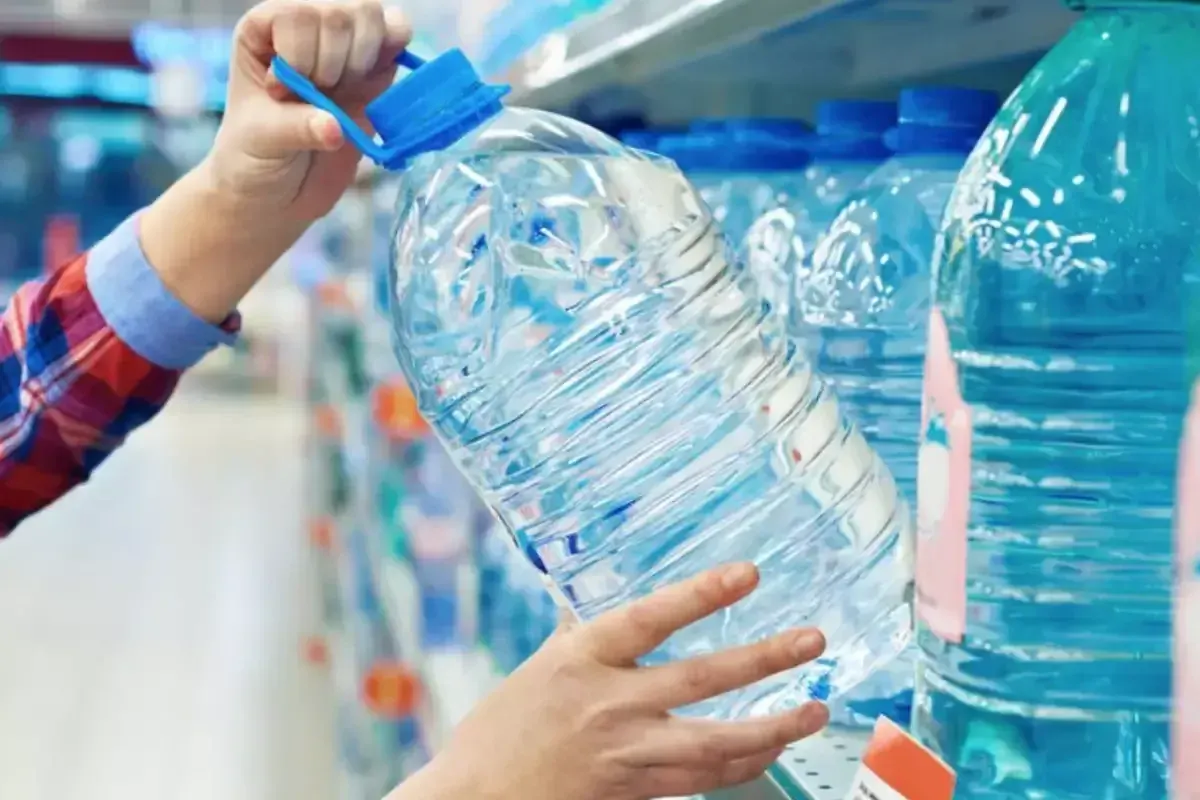 Київ сформував запаси води та продуктів на випадок тривалих відключень