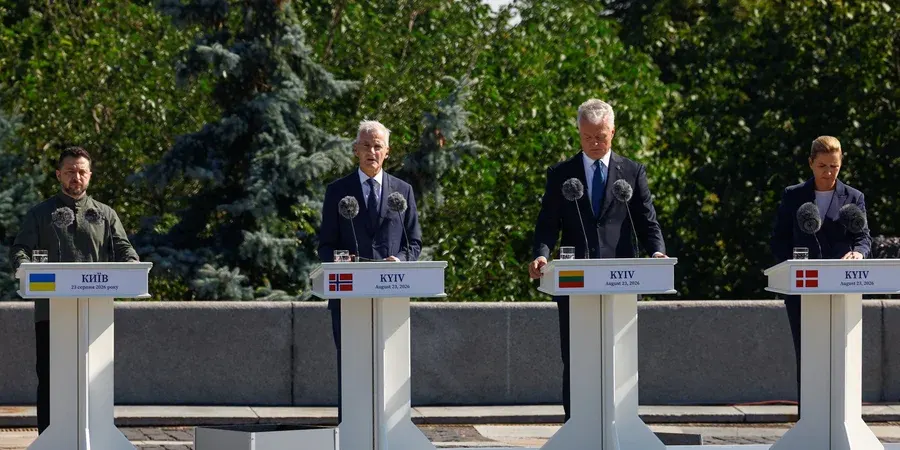 Президент Литви звернувся до українців українською з нагоди Дня прапора