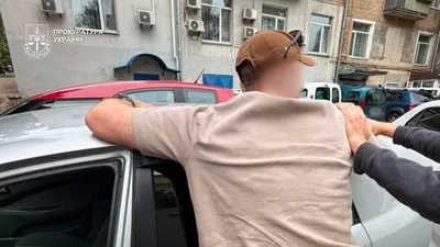Шахраї ошукали двох київських пенсіонерів на понад 12,5 млн грн