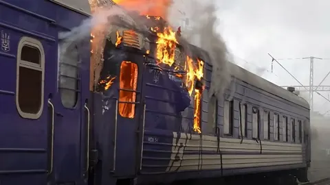Атака на Київ: поранено залізничника, «Укрзалізниця» просить пасажирів ховатися 