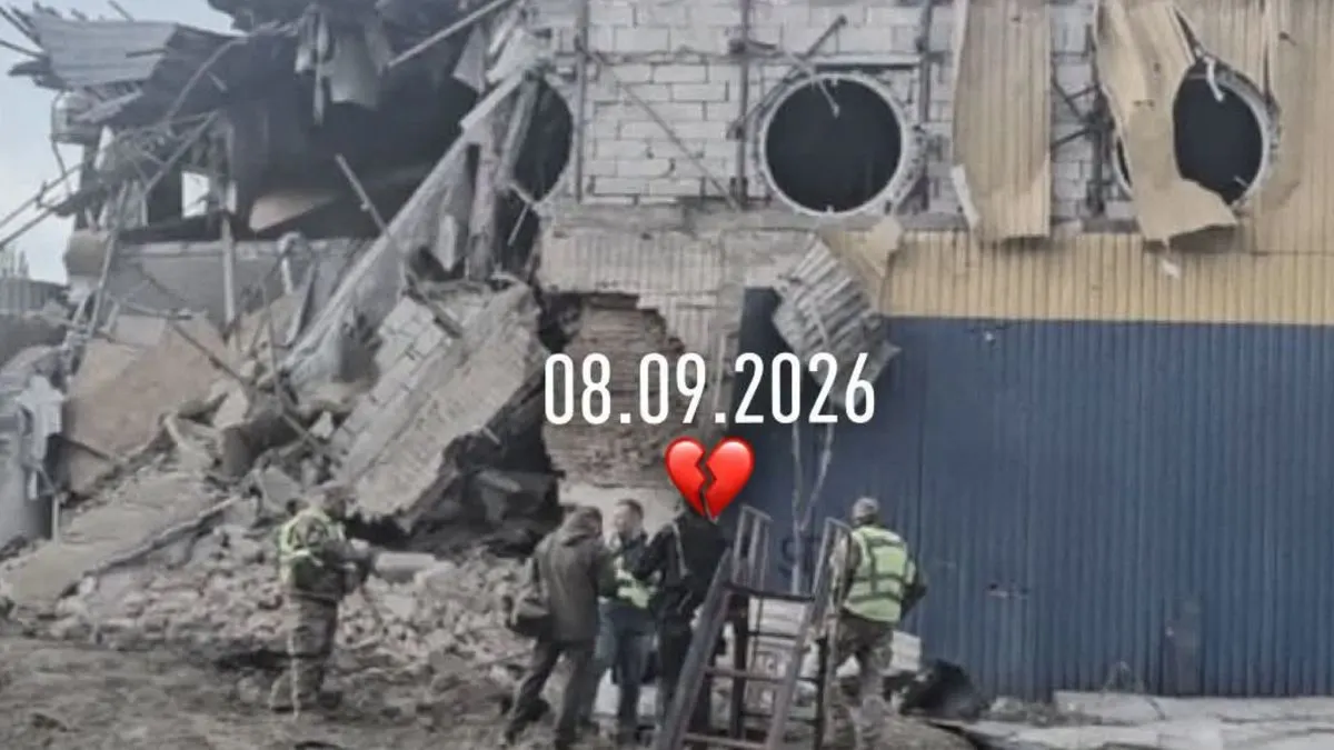 У Києві через нічну атаку пошкоджено супермаркет VARUS: що відомо