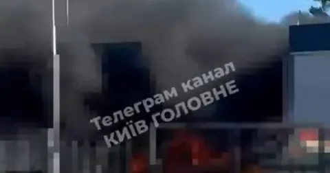 Атака на АЗС у Голосіївському районі Києва: пожежа, постраждалі