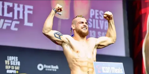 Офіціант у Києві, боєць у UFC: історія Даниїла Донченка