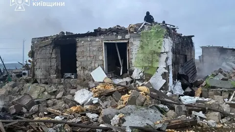 Атака дронів на Київщині: у Фастівському районі постраждала родина з трьома діть