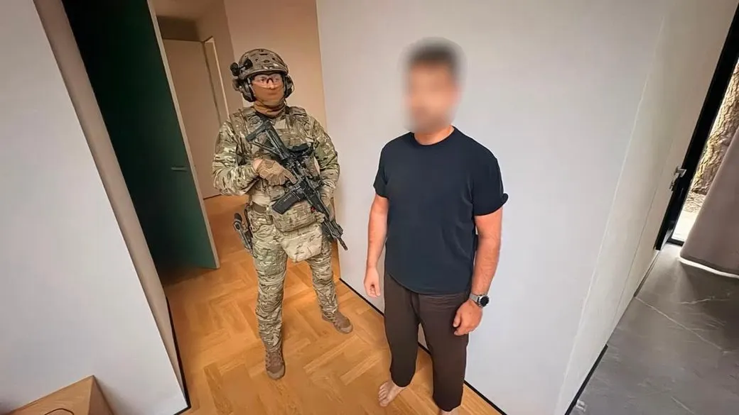 На Київщині викрили схему фіктивного працевлаштування вчителів для відстрочки