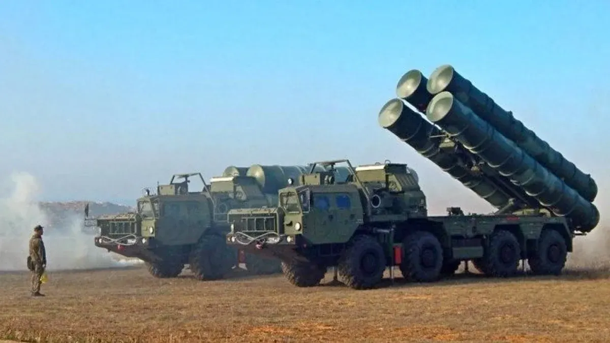 Ракети С-400 по Києву: чим вони небезпечні та як діють